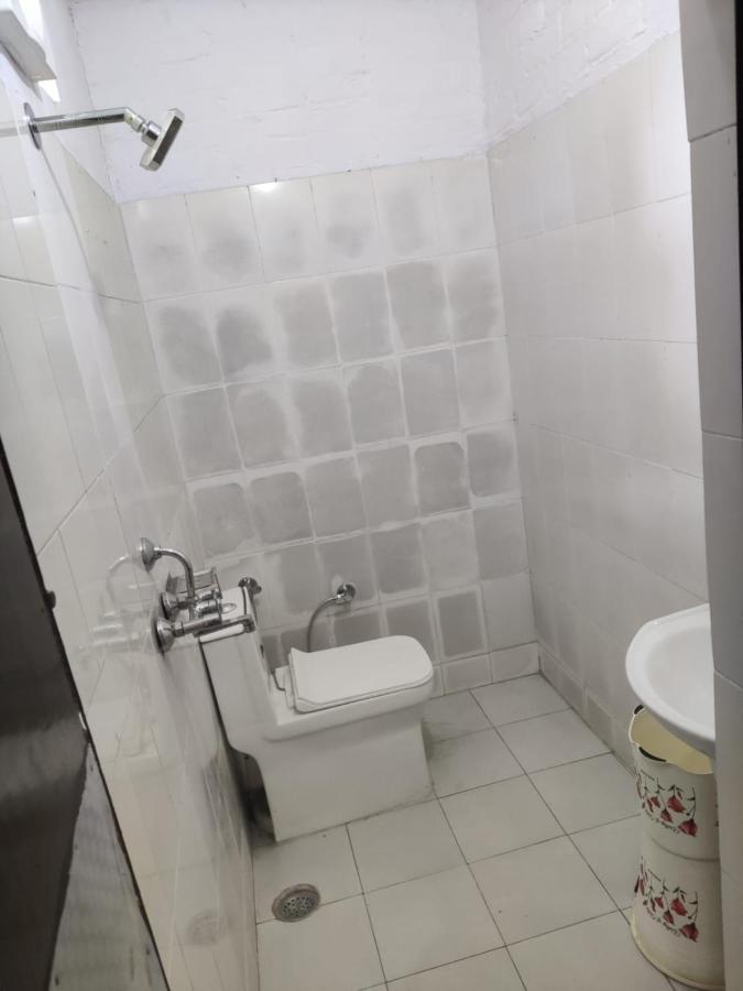 Apna Guest House Dehradun Eksteriør billede